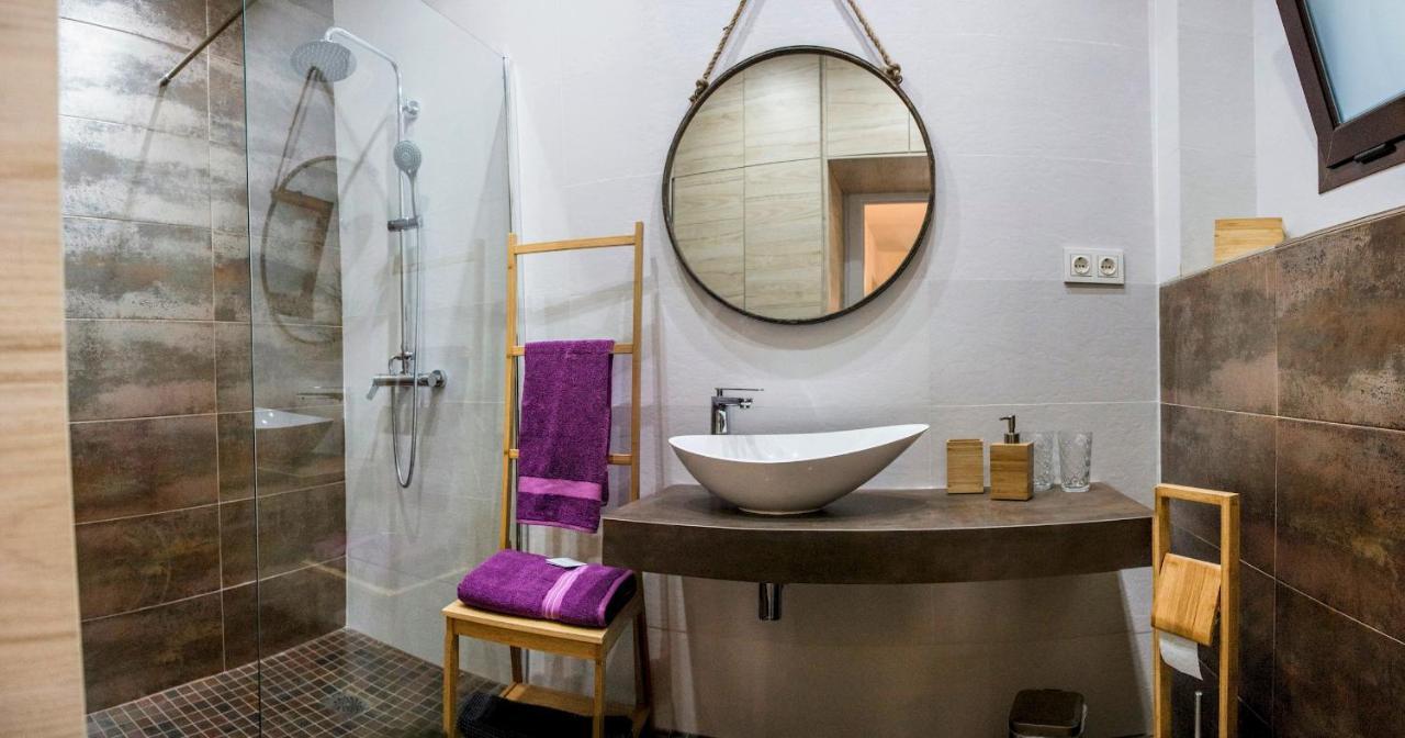 Minty Mendoza Rios Apartament